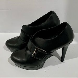 Jessica Simpson Black Buckle Booties 7.5
